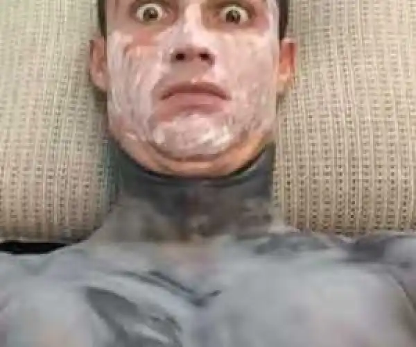 Lol!! Checkout These Photos Cristiano Ronaldo Posted